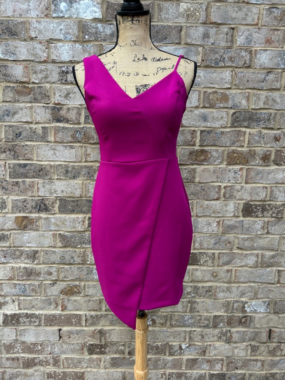 Karlie Pink dress small